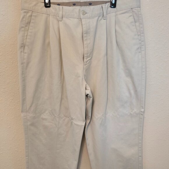 Beautiful cotton Dockers. Size 40"x29" - Picture 1 of 6